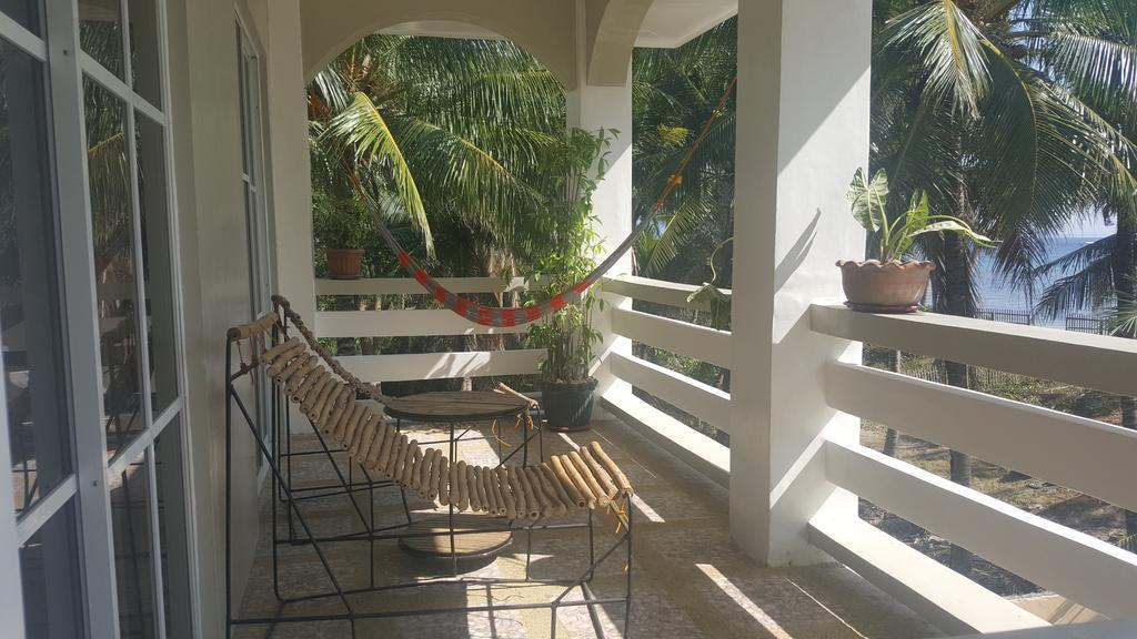 Lanas Beach Resort Romblon Island Cameră foto