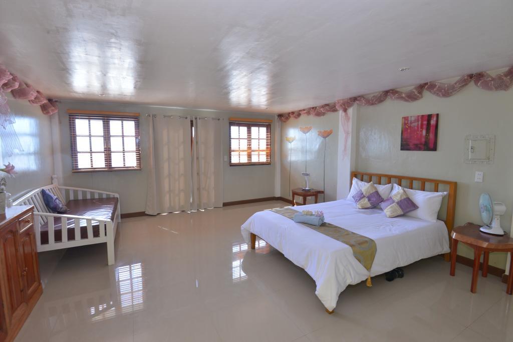 Lanas Beach Resort Romblon Island Cameră foto